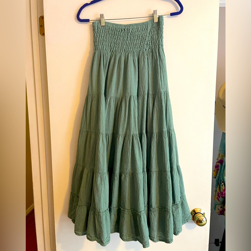 Elegant Mint Green Tiered Skirt